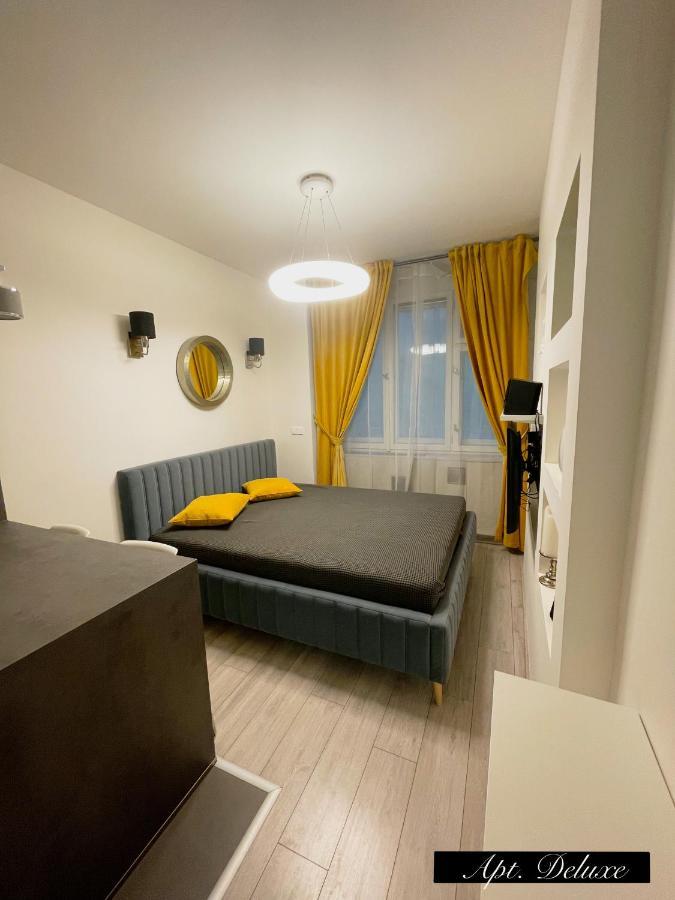 Apartments In The Heart Of Прага Экстерьер фото