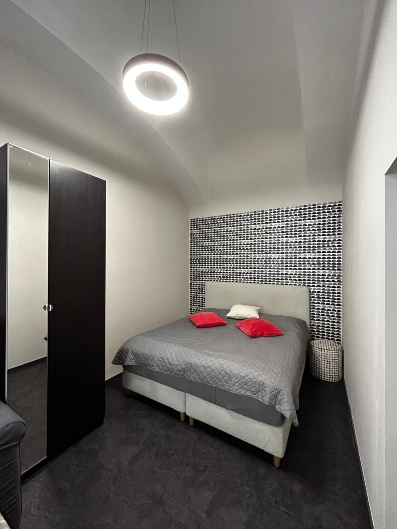 Apartments In The Heart Of Прага Экстерьер фото