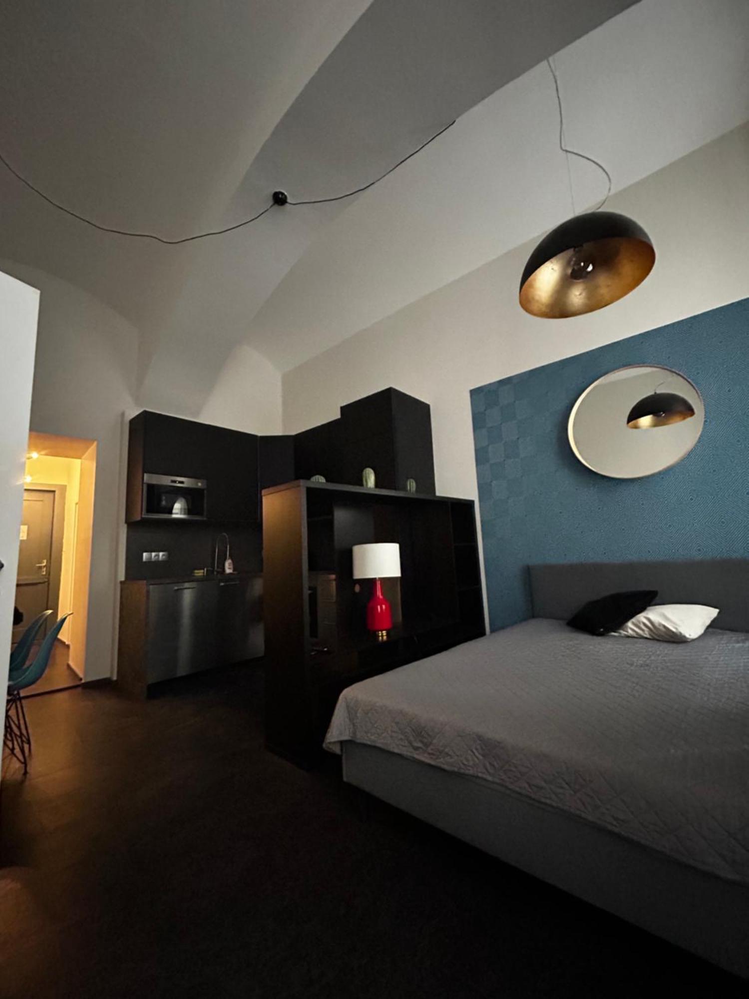 Apartments In The Heart Of Прага Экстерьер фото